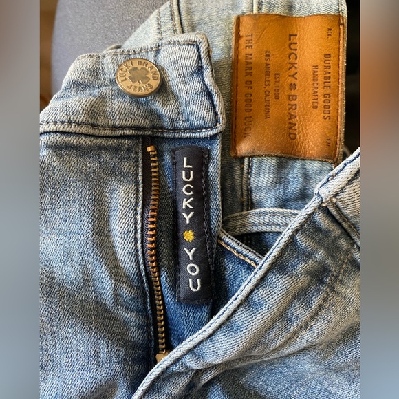 SOLD Lucky Brand Ava Crop Distressed Skinny Jeans - Picture 2 of 9